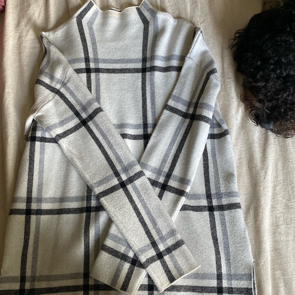 Size M plaid sweater